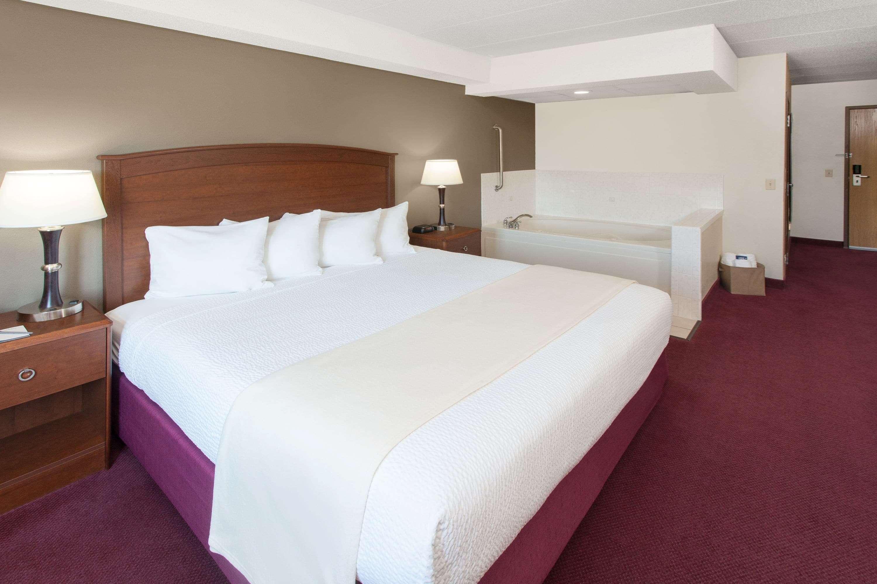 Americinn By Wyndham Iowa Falls Екстериор снимка